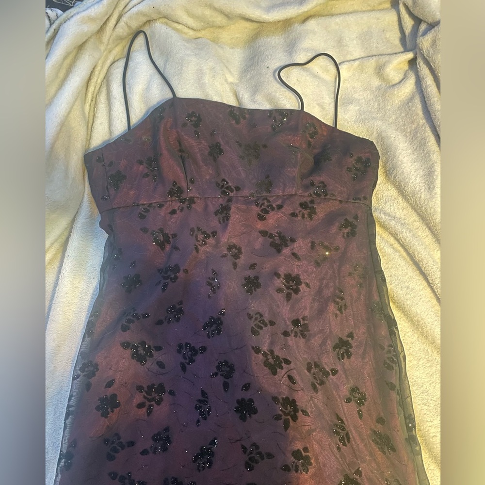 Dark purple vintage dress in good condition from the 90s